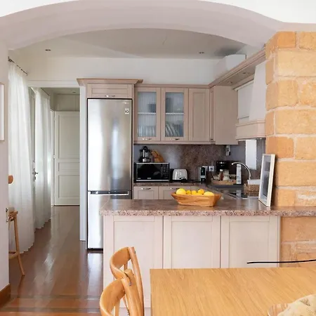 Naias Aegina, Sea-Front Apartment 95 Sqm Exterior photo