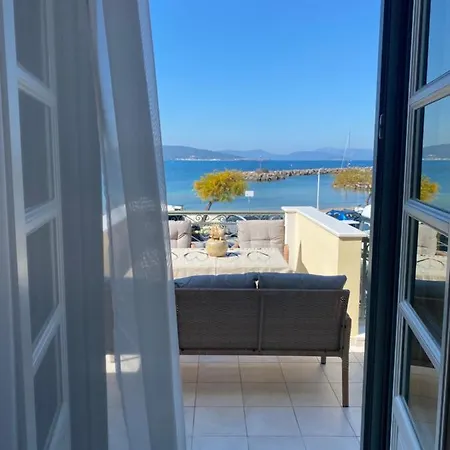 Naias Aegina, Sea-Front Apartment 95 Sqm Exterior photo