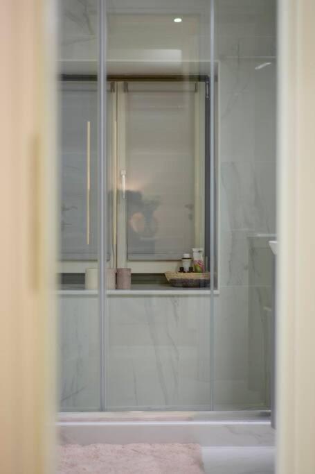 Naias Aegina, Sea-front 95 Sqm