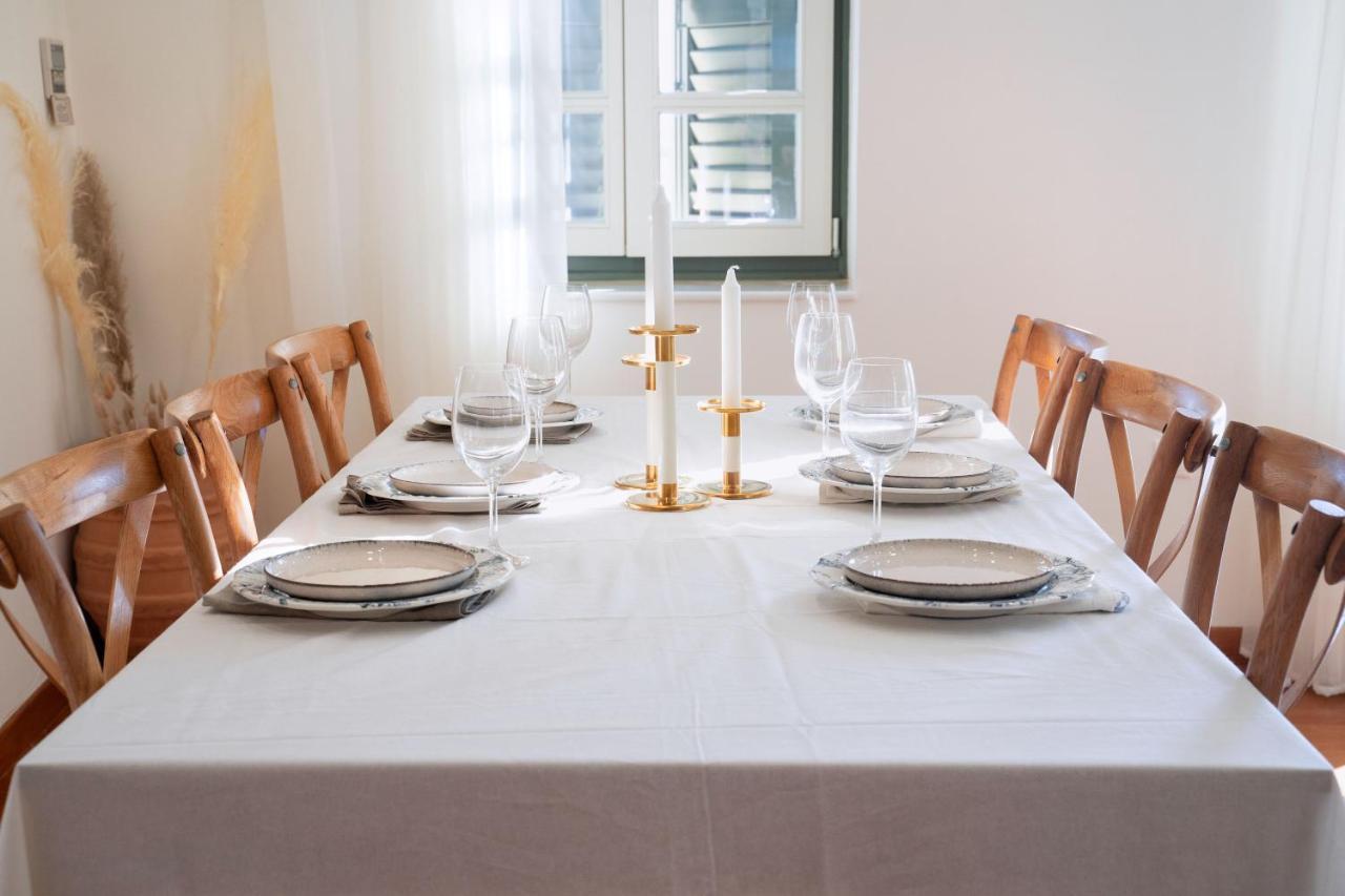 Naias Aegina, Sea-front 95 Sqm Appartement Aegina