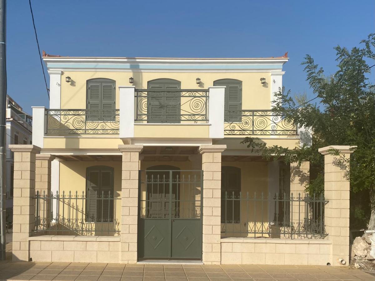 Naias Aegina, Sea-front 95 Sqm Appartement